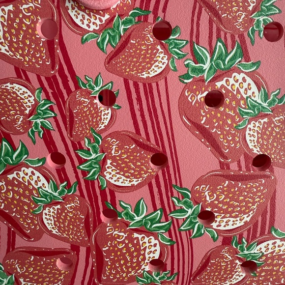 Bogg Bag Pink Strawberry 🍓 Large Tote Bag - Picture 3 of 4